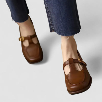 Elizabeth | Orthopedic Shoes with T-Strap
